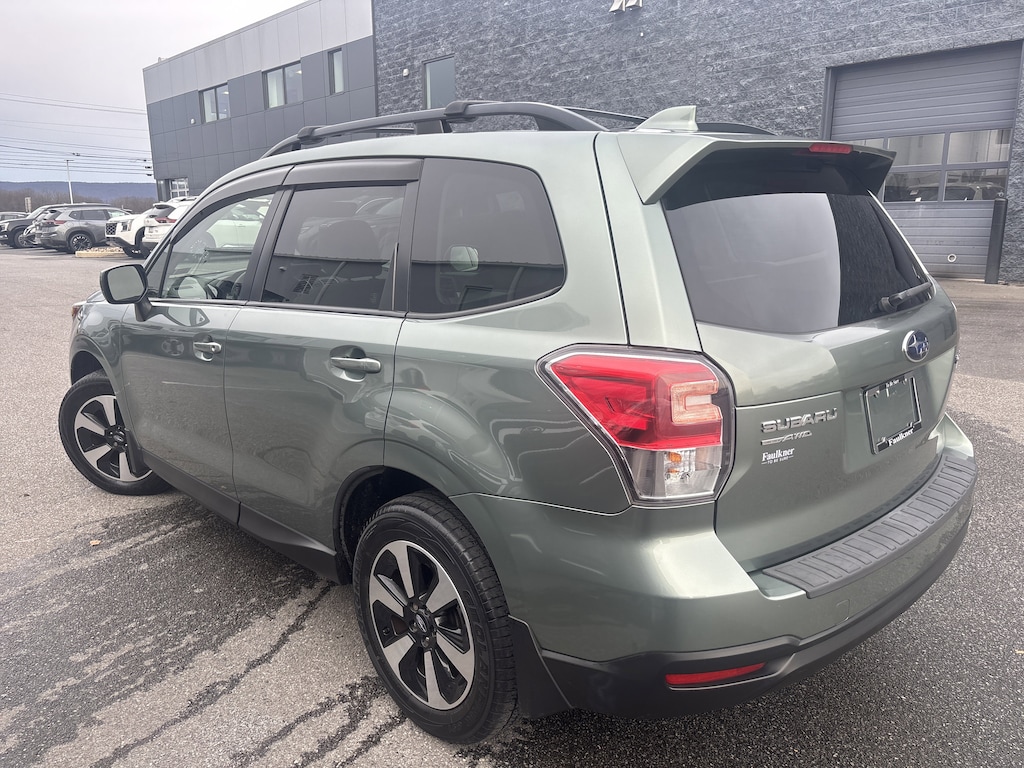 Used 2017 Subaru Forester Premium 2.5i Premium CVT