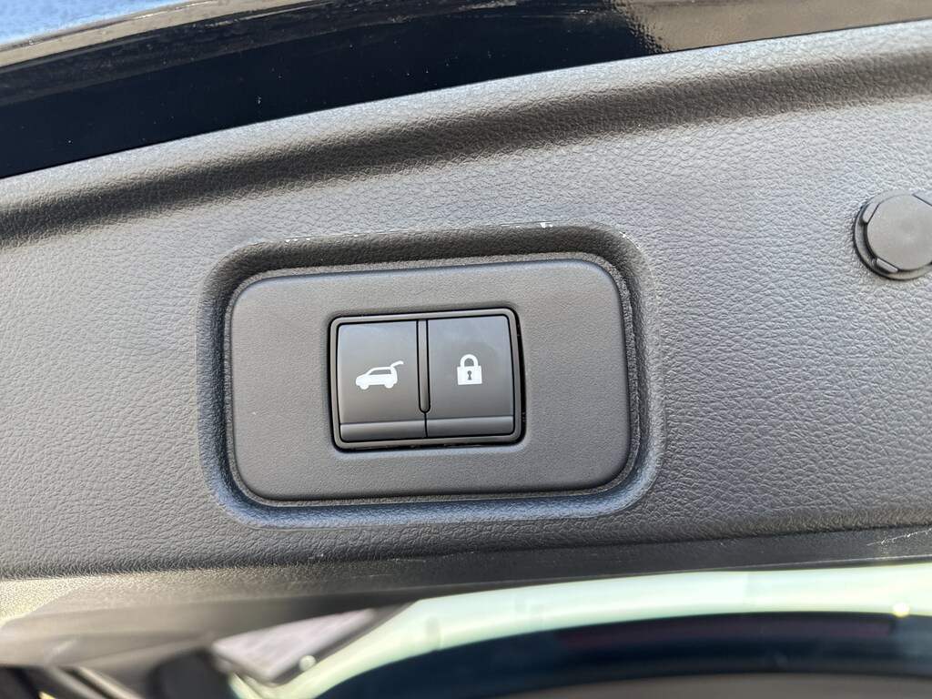 Used 2025 Nissan Pathfinder Rock Creek Rock Creek 4WD