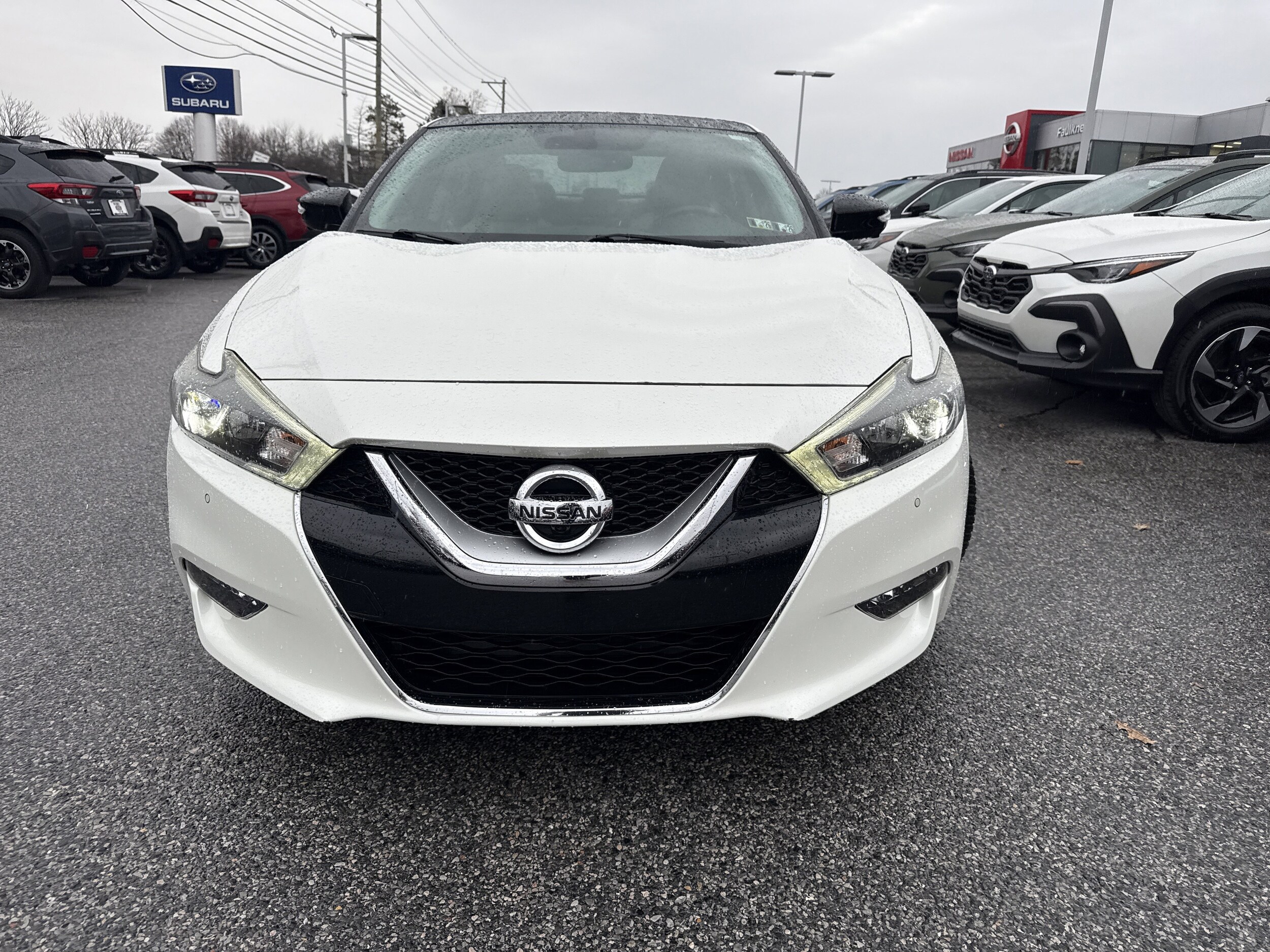 2016 Nissan Maxima Platinum photo 2