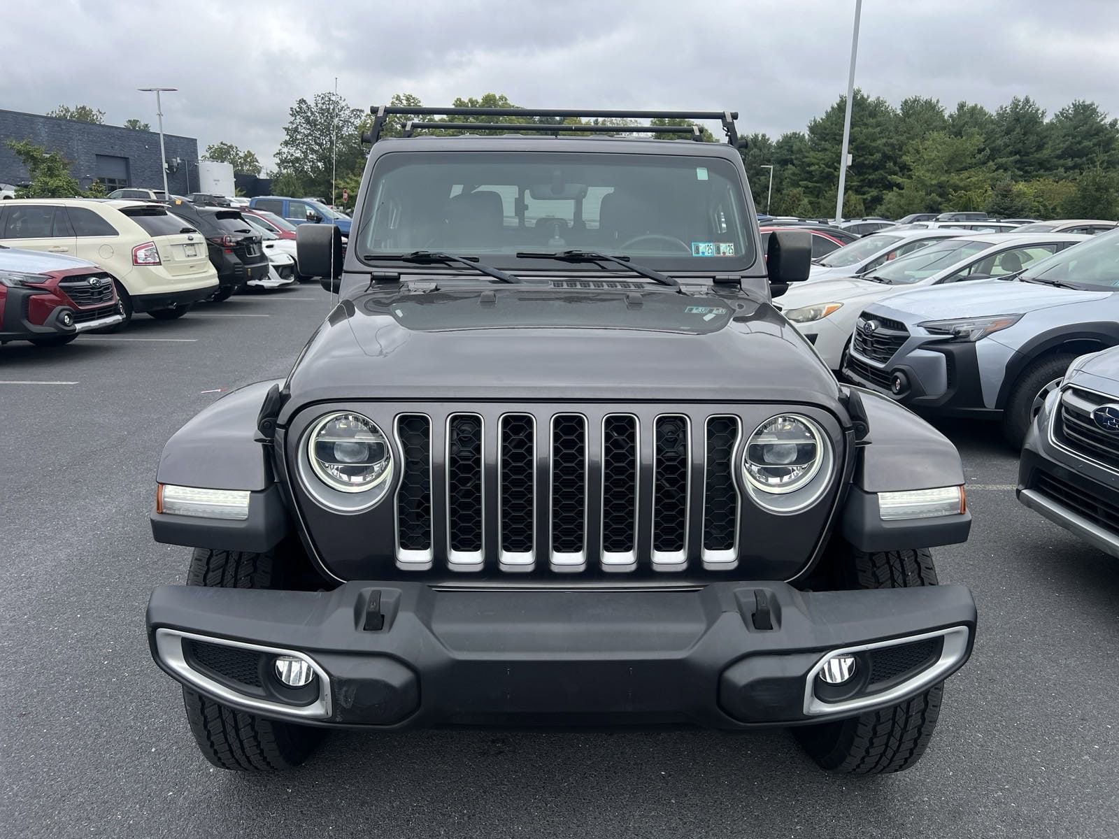 Used 2020 Jeep Gladiator Overland with VIN 1C6HJTFG1LL137352 for sale in Mechanicsburg, PA