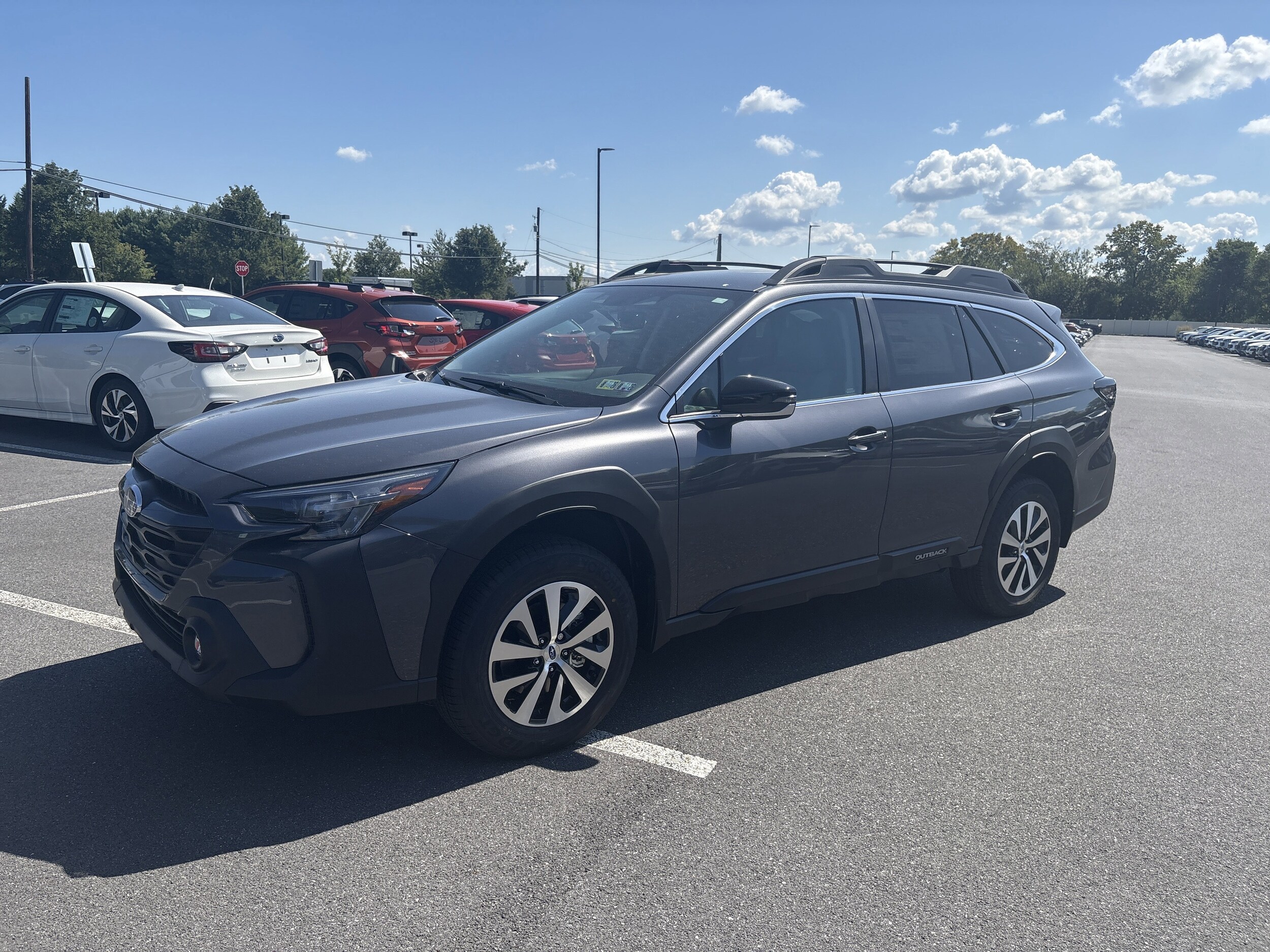 2025 Subaru Outback Premium photo 3