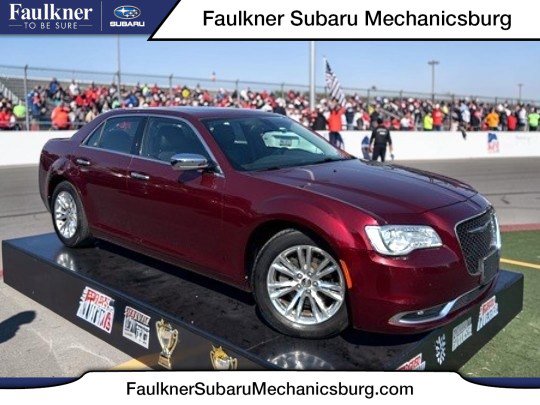 2016 Chrysler 300 C's photo