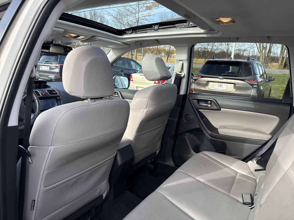 Used 2016 Subaru Forester 2.5i Touring CVT 2.5i Touring PZEV