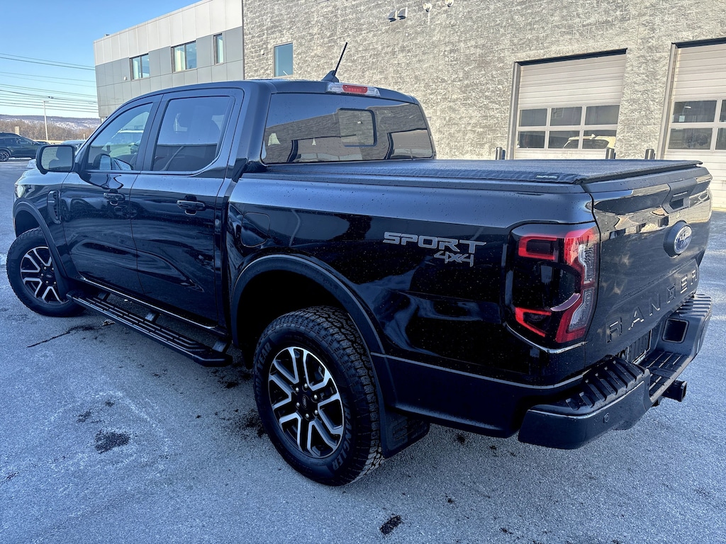 Used 2025 Ford Ranger LARIAT LARIAT 4WD SuperCrew 5 Box