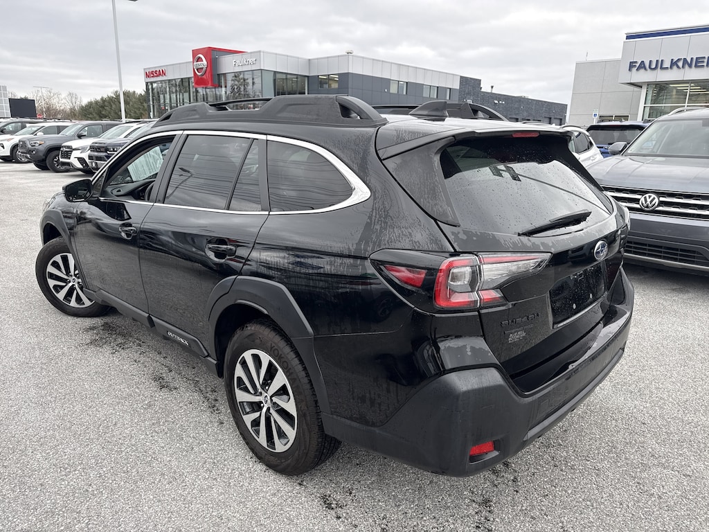 Used 2024 Subaru Outback Premium Premium AWD