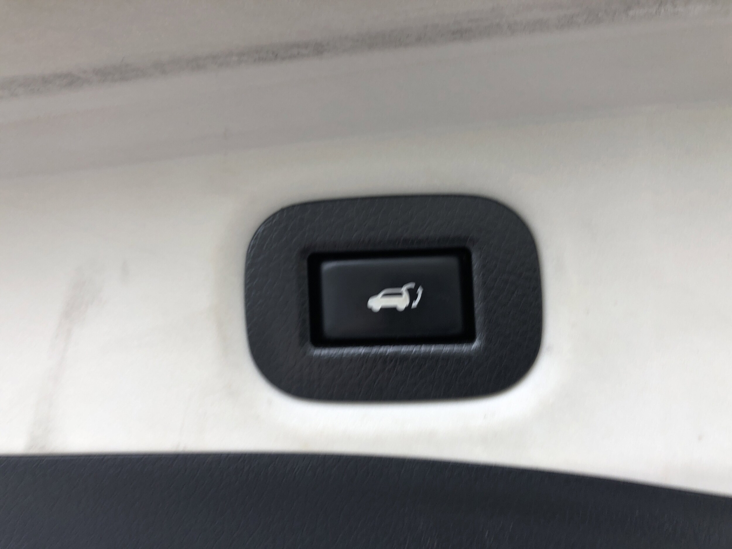 2016 Nissan Rogue AWD SL photo 3