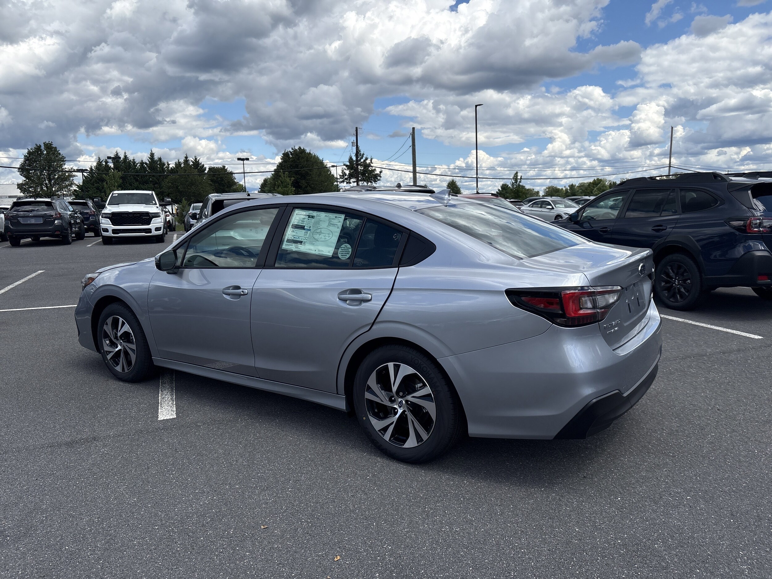2025 Subaru Legacy Premium photo 4