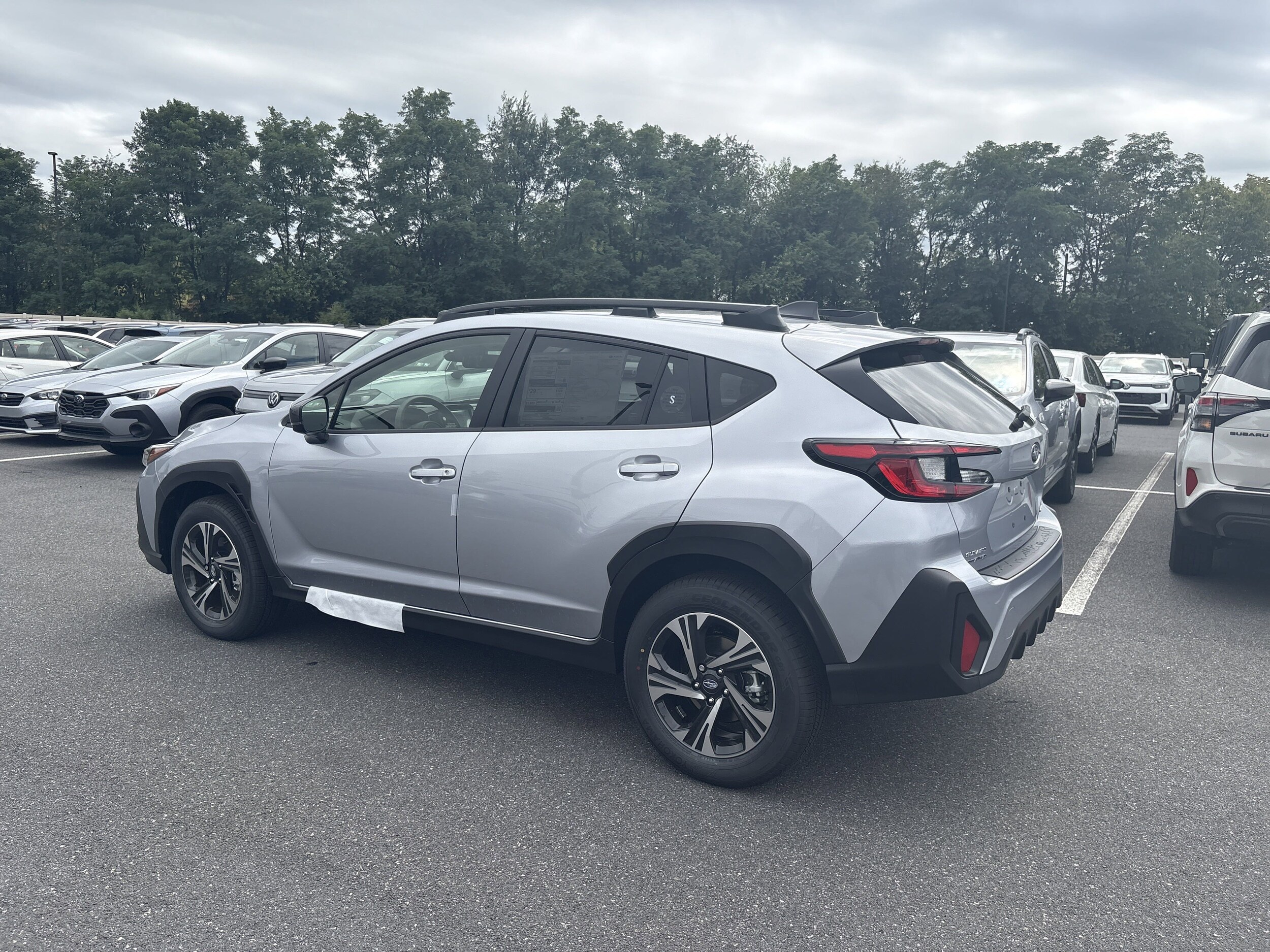 2025 Subaru Crosstrek Premium photo 3