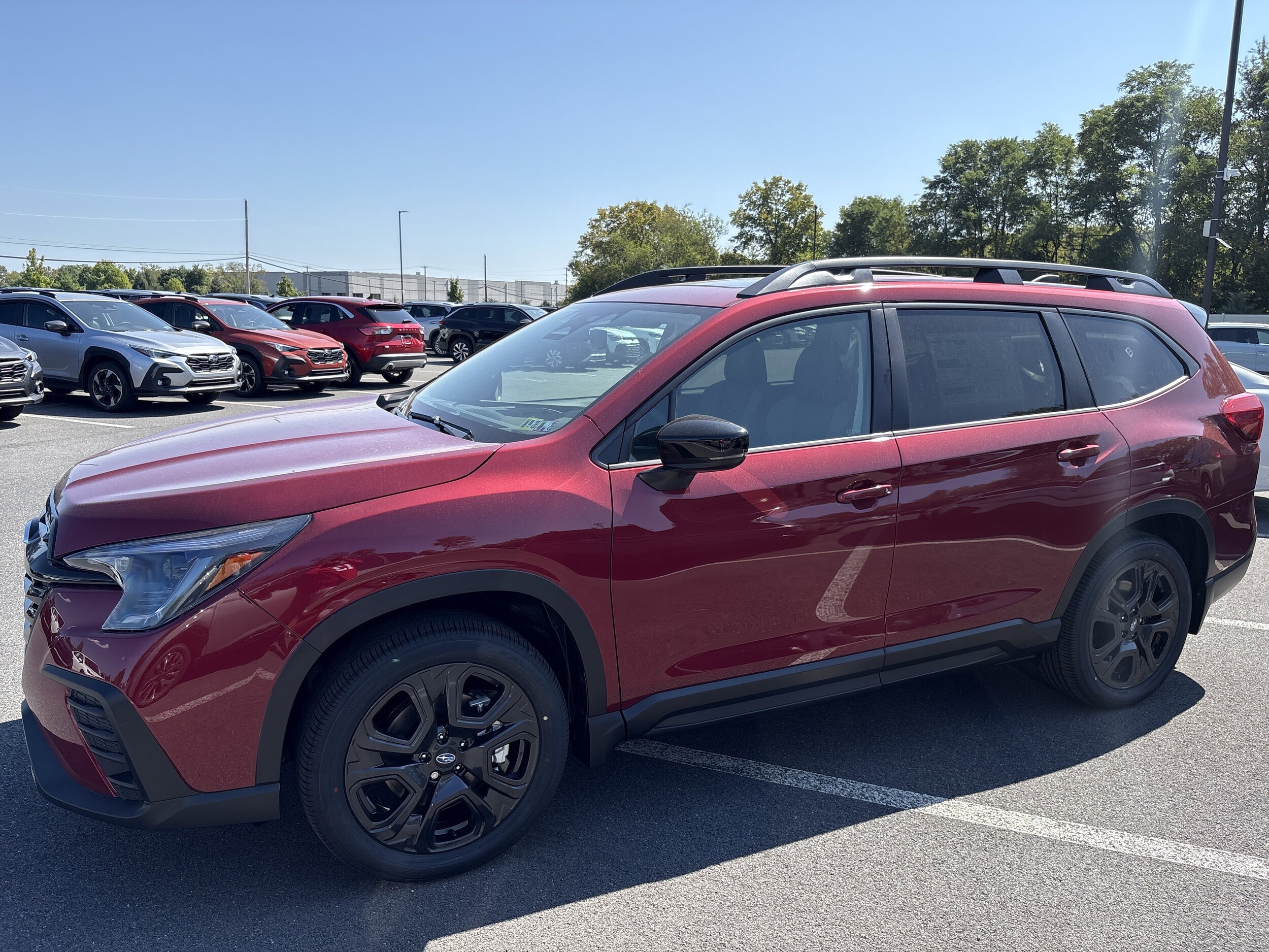 2025 Subaru Ascent Onyx Edition photo 3