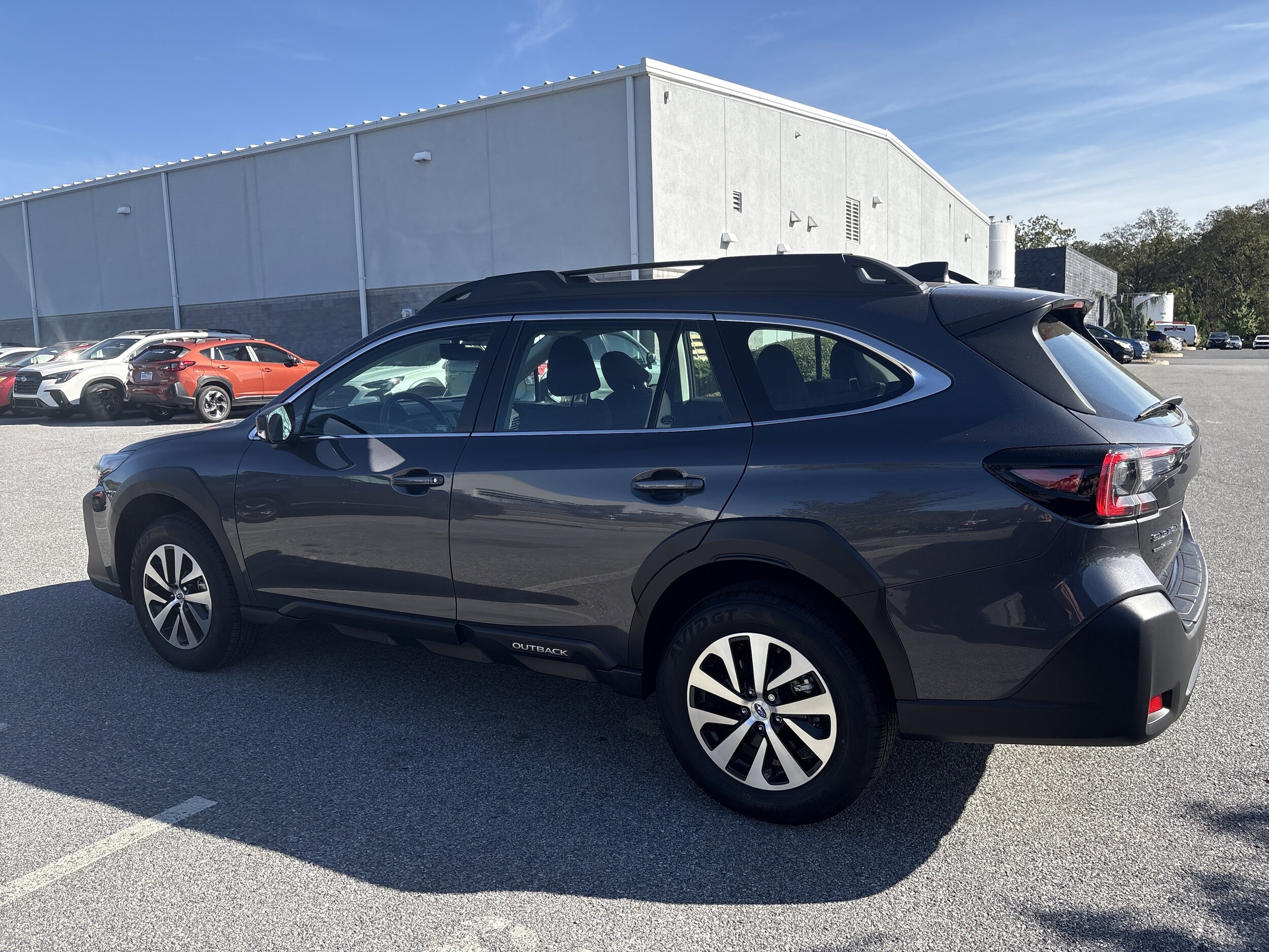 2025 Subaru Outback 2.5i photo 4