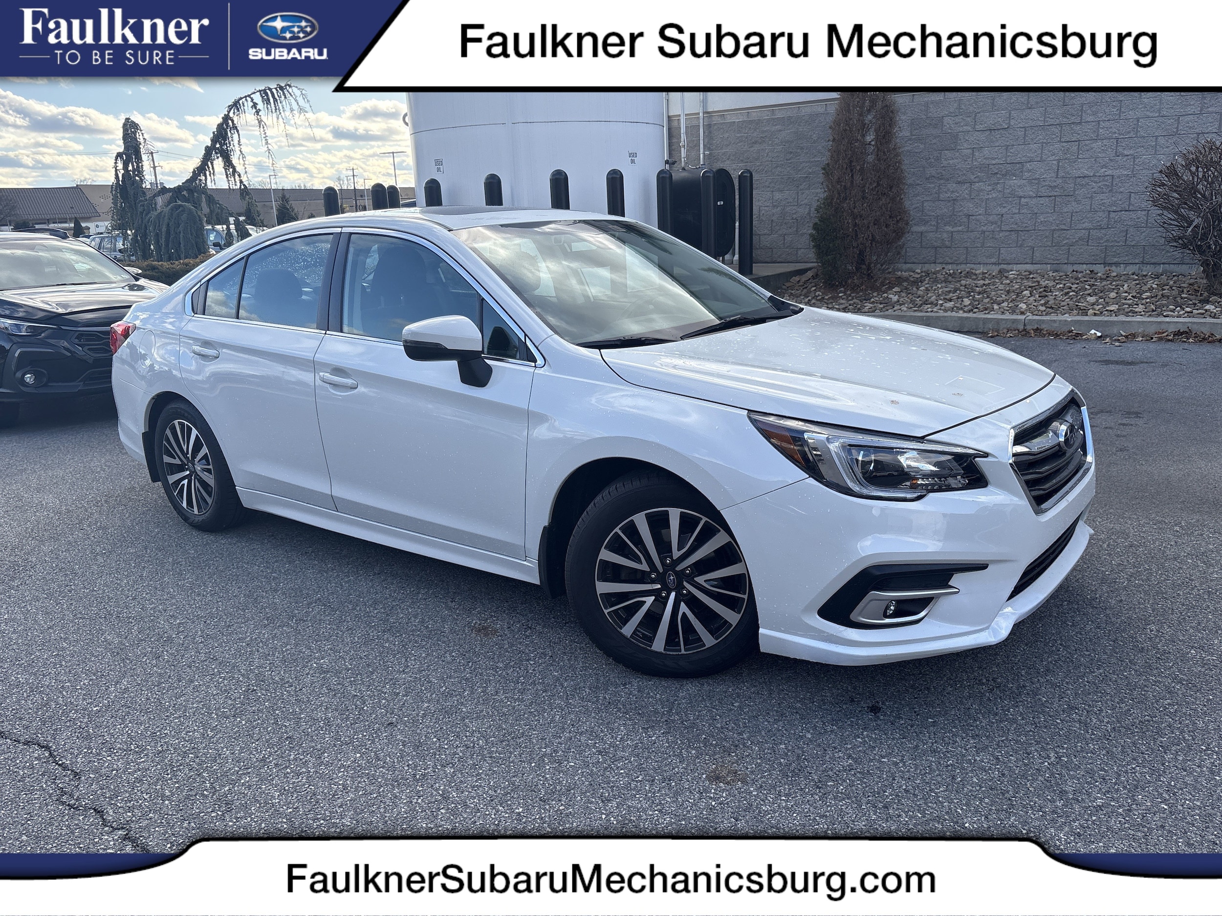 2018 Subaru Legacy Premium's photo