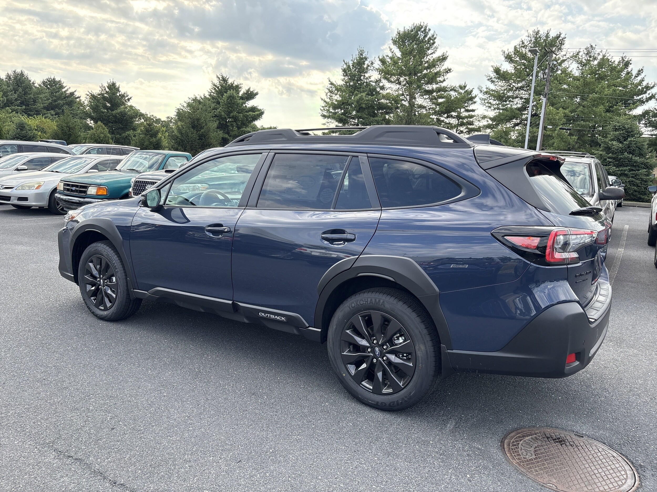 2025 Subaru Outback Onyx Edition photo 4