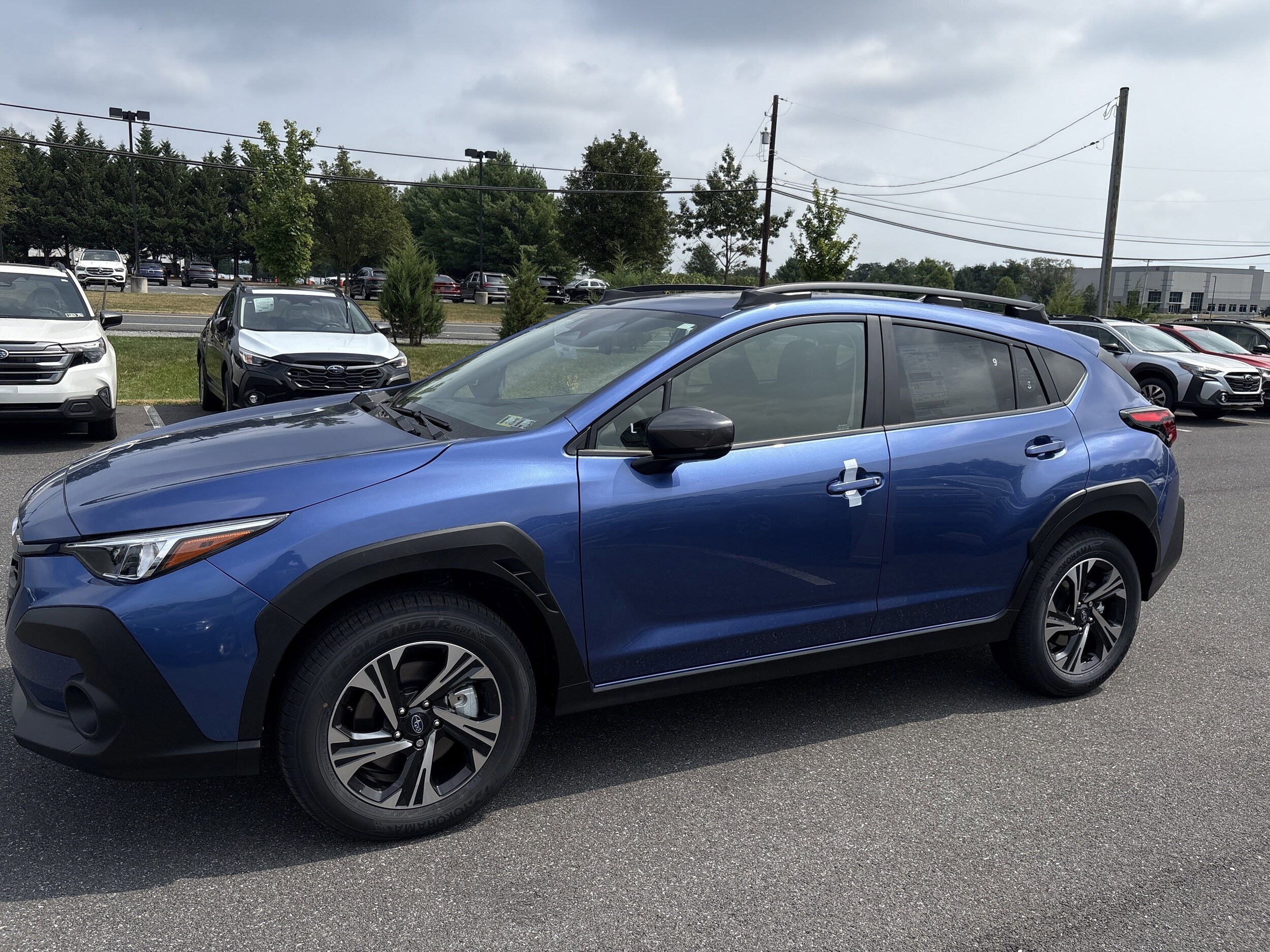 2025 Subaru Crosstrek Premium photo 2