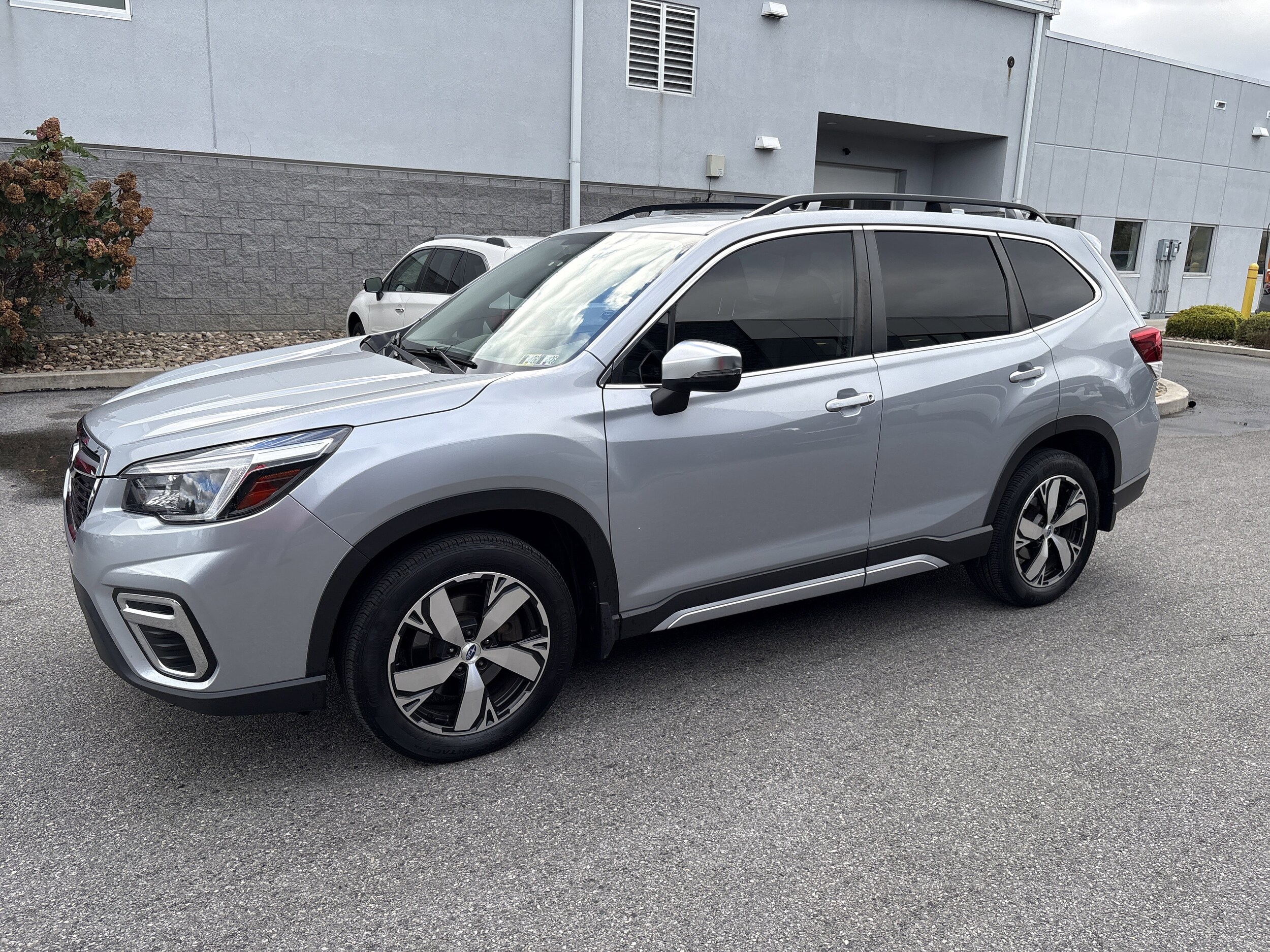 2021 Subaru Forester Touring photo 3