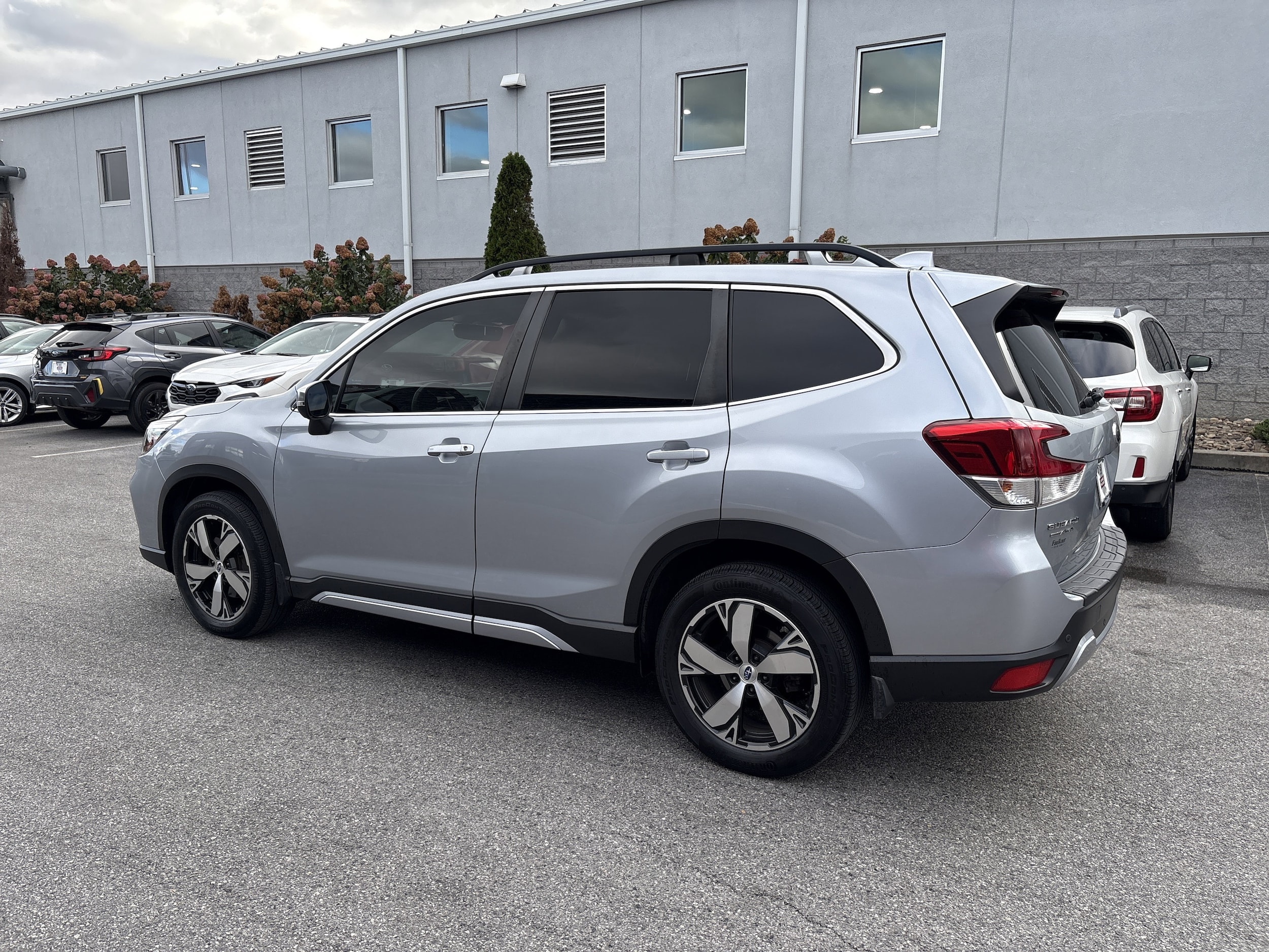 2021 Subaru Forester Touring photo 4