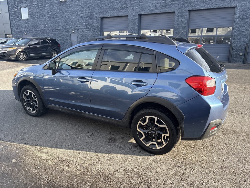 Used 2017 Subaru Crosstrek Premium 2.0i Premium CVT