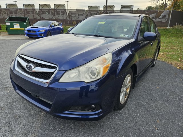 2011 Subaru Legacy 2.5i Premium photo 3