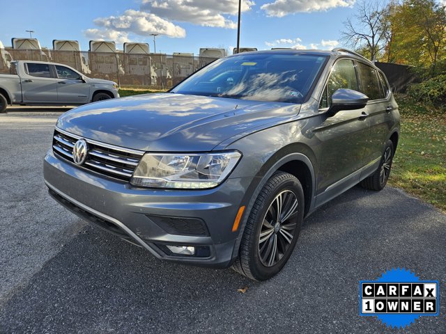 2018 Volkswagen Tiguan SEL photo 2