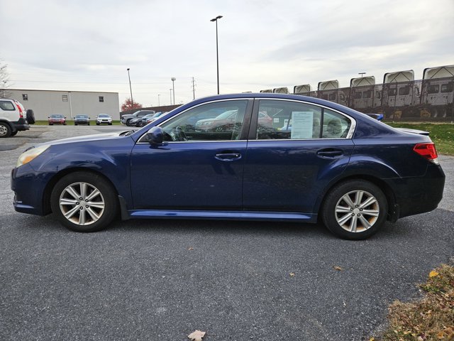 2011 Subaru Legacy 2.5i Premium photo 4