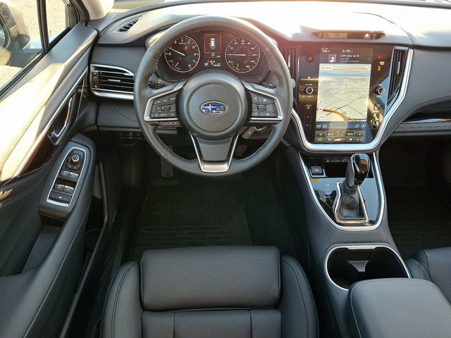 2025 Subaru Outback Limited - Photo 17