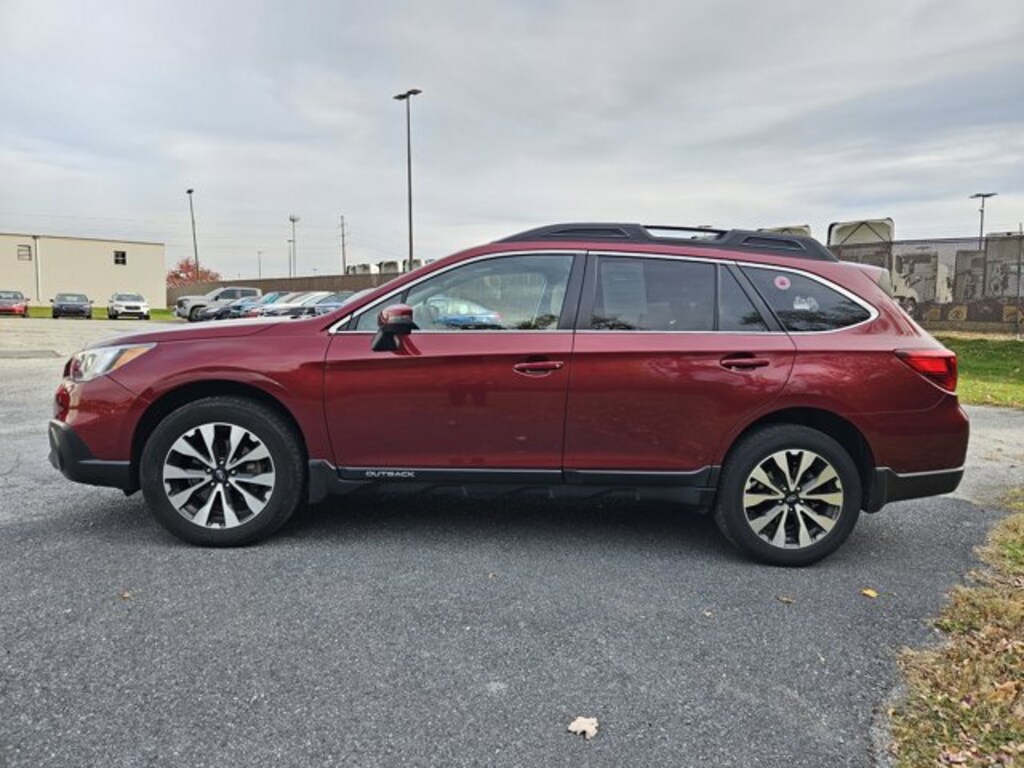 Used 2017 Subaru Outback Limited SUV
