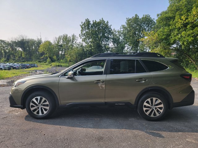 2020 Subaru Outback Premium photo 3