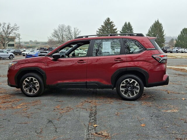 2025 Subaru Forester photo 3