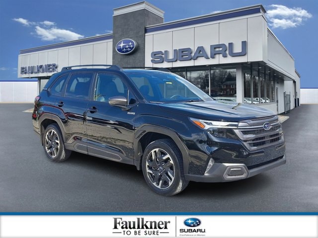 2025 Subaru Forester Limited Hybrid's photo
