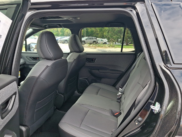 2026 Subaru Outback Limited - Photo 8