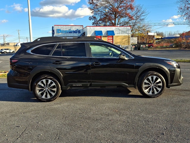 2025 Subaru Outback Limited - Photo 11