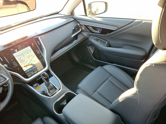 2025 Subaru Outback Limited - Photo 19