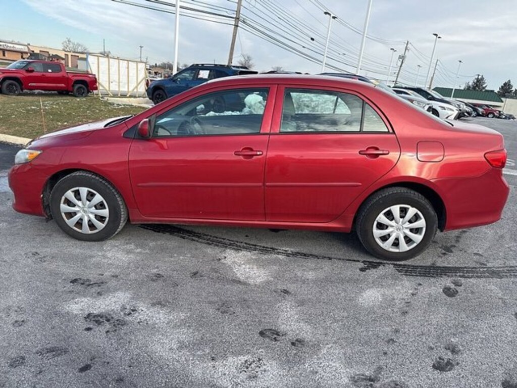 Used 2010 Toyota Corolla LE Sedan