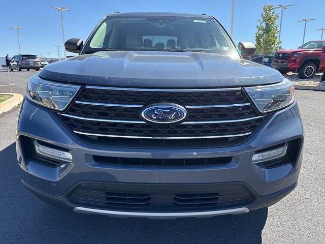 2021 Ford Explorer XLT photo 2