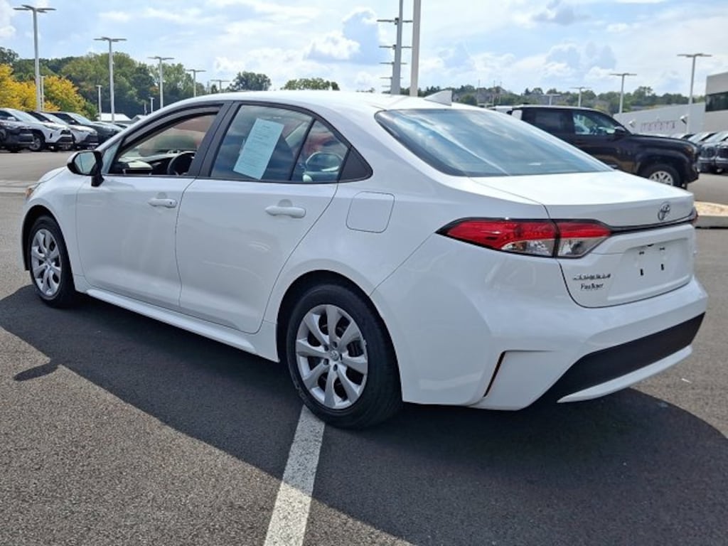 Certified 2022 Toyota Corolla LE Sedan