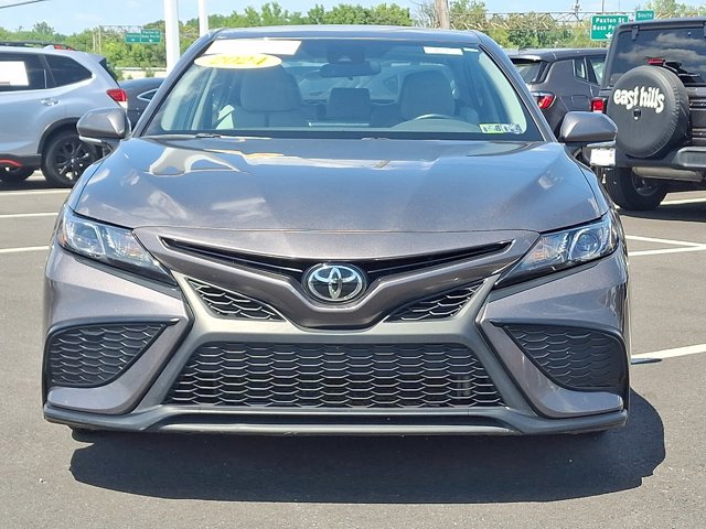2024 Toyota Camry SE photo 2