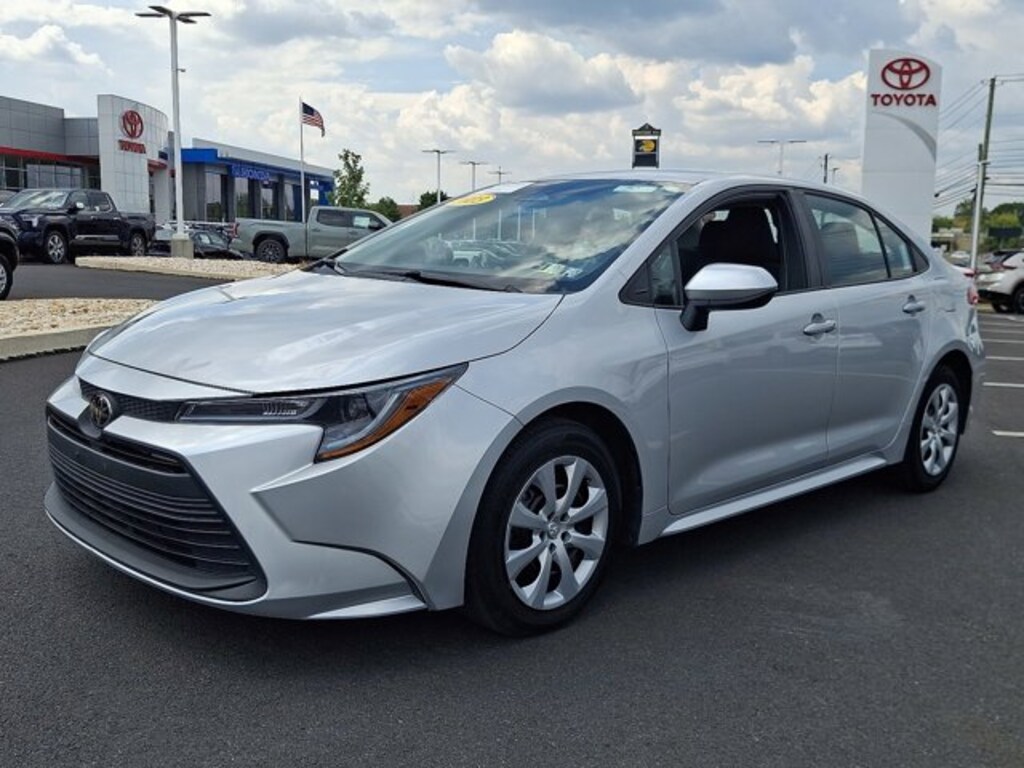 Certified 2023 Toyota Corolla LE Sedan