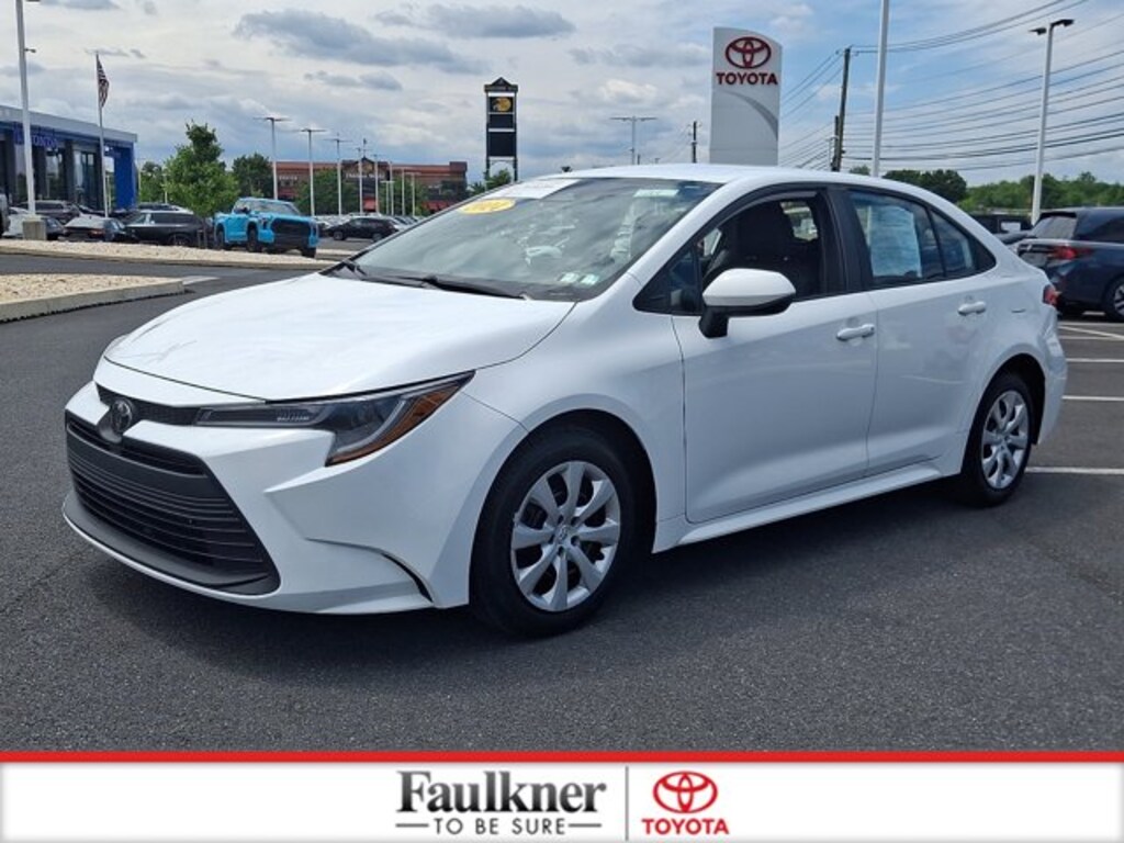 Certified 2024 Toyota Corolla LE Sedan