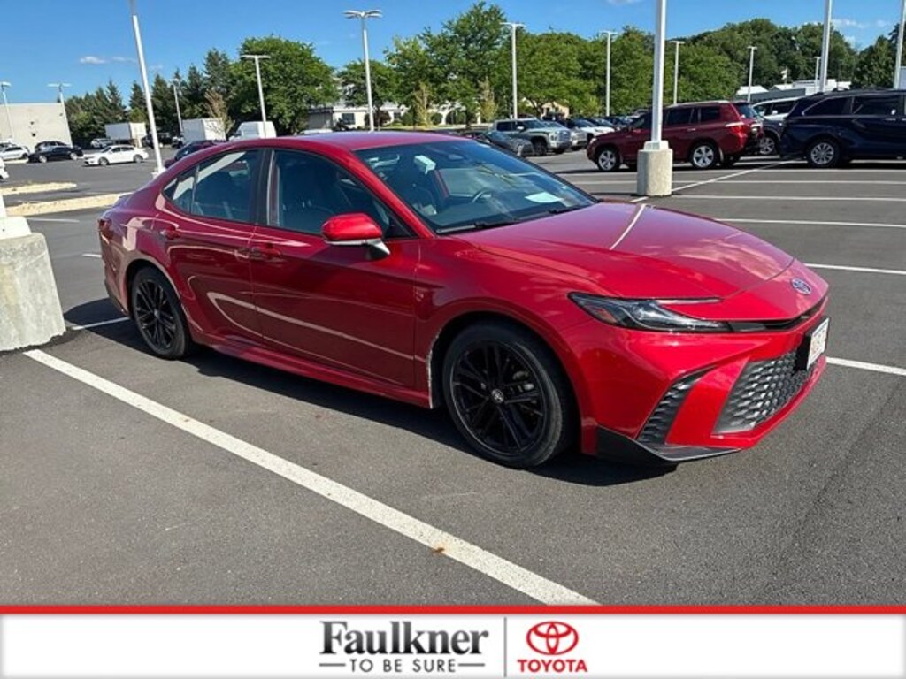 Certified 2025 Toyota Camry SE Sedan