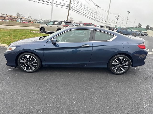2017 Honda Accord EX-L photo 4