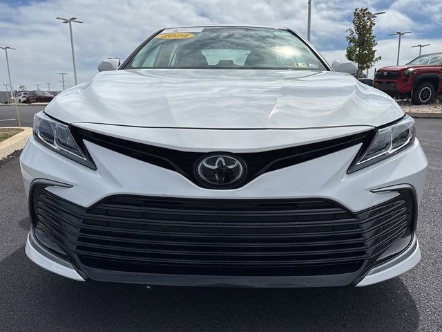 2024 Toyota Camry LE photo 2