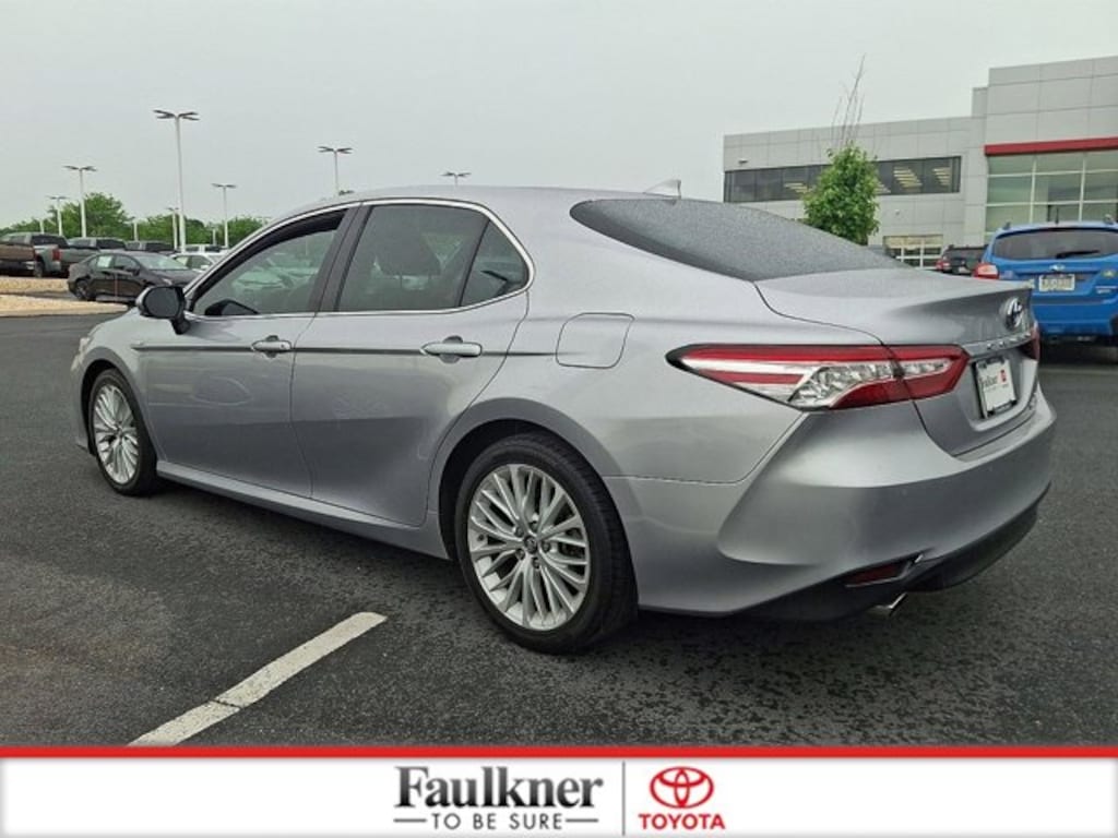 Certified 2019 Toyota Camry Hybrid XLE Sedan