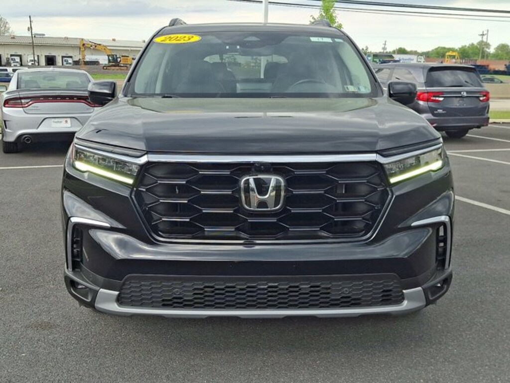 Used 2023 Honda Pilot Elite SUV