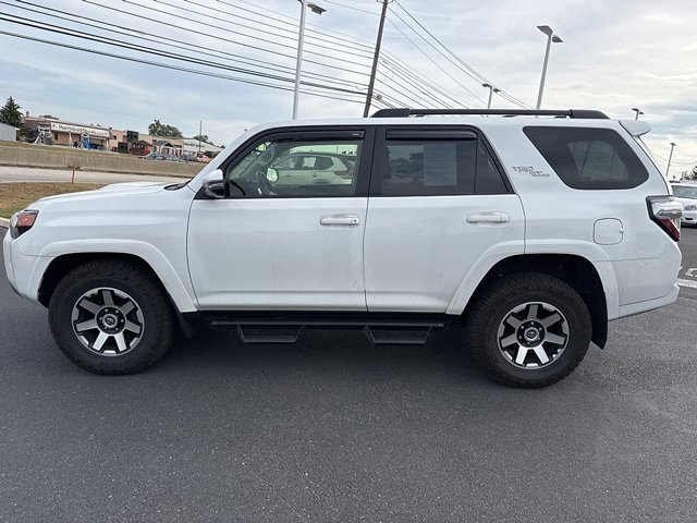 2023 Toyota 4Runner TRD Premium photo 4