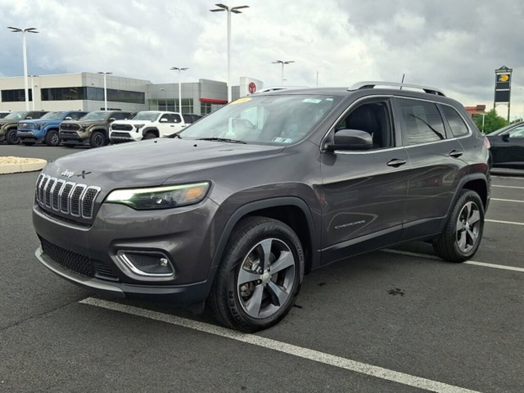 Used 2019 Jeep Cherokee Limited SUV