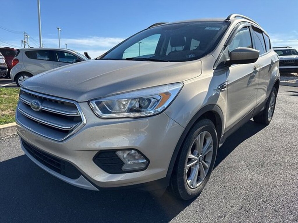 Used 2017 Ford Escape SE SUV