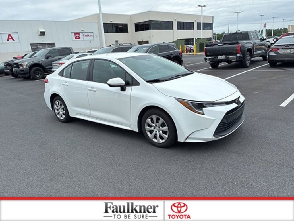 Certified 2024 Toyota Corolla LE Sedan