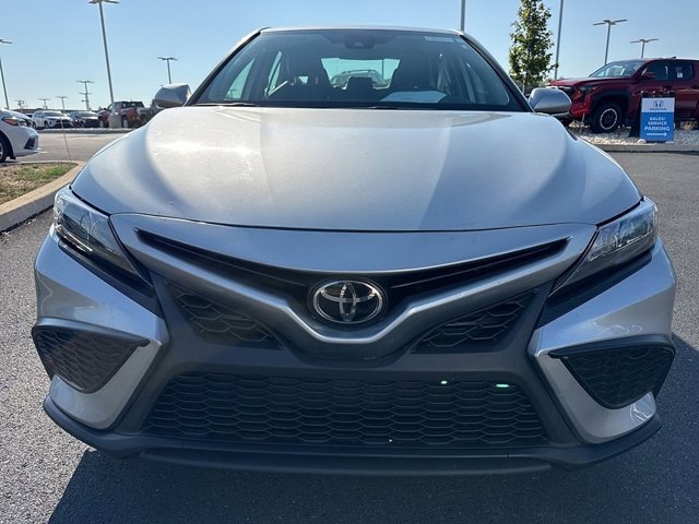 2023 Toyota Camry SE photo 2