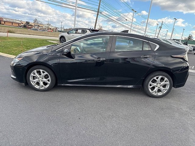 2017 Chevrolet Volt Premier photo 4