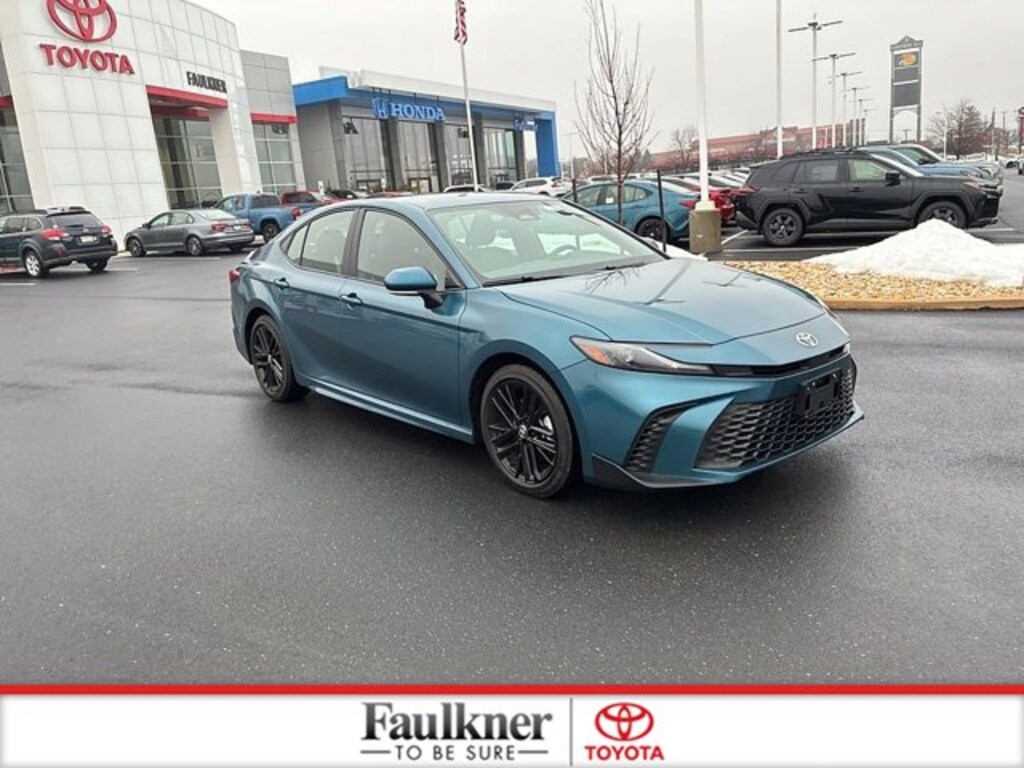 Certified 2025 Toyota Camry SE Sedan