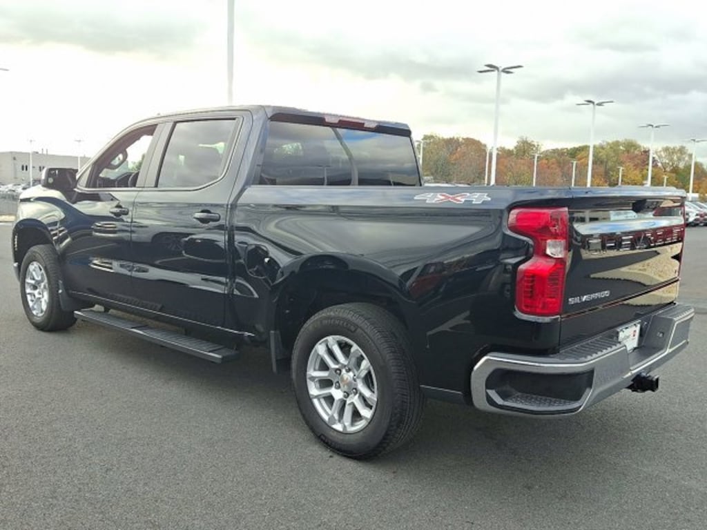 Used 2025 Chevrolet Silverado 1500 LT Truck Crew Cab